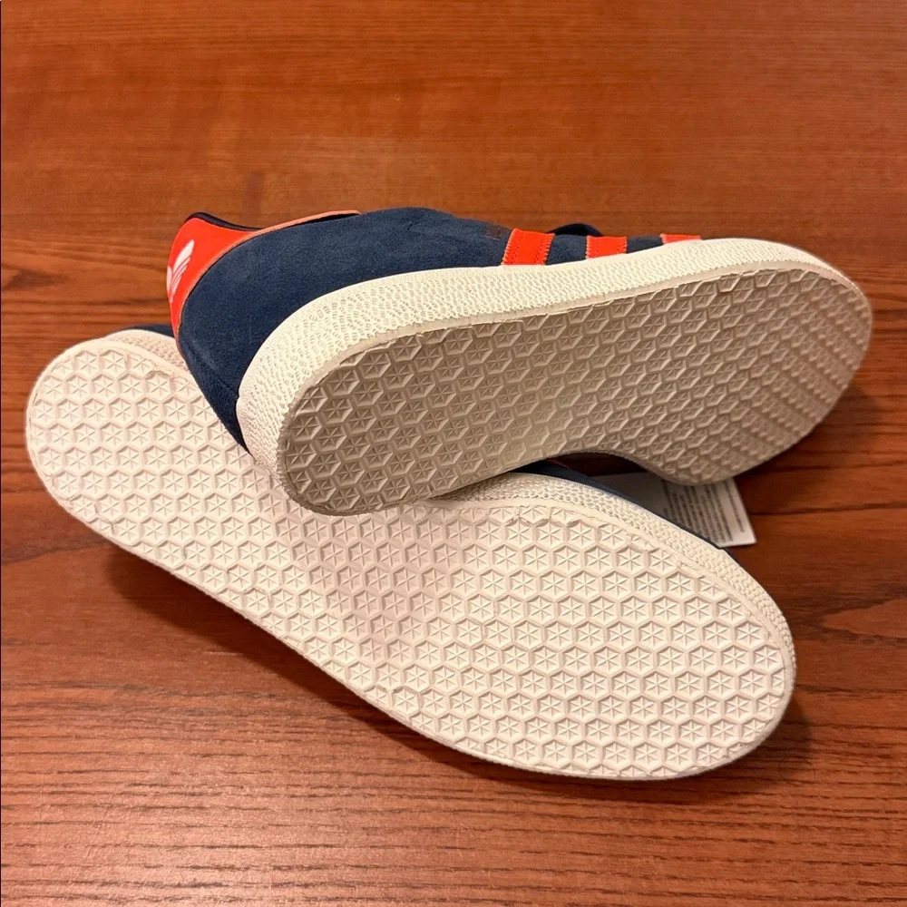 NWT Adidas Originals Gazelle Shoes - Picture 5 of 7